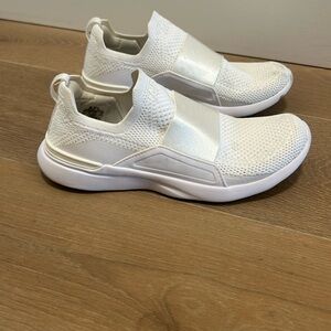 APL women’s Techloom Bliss slip on sneakers